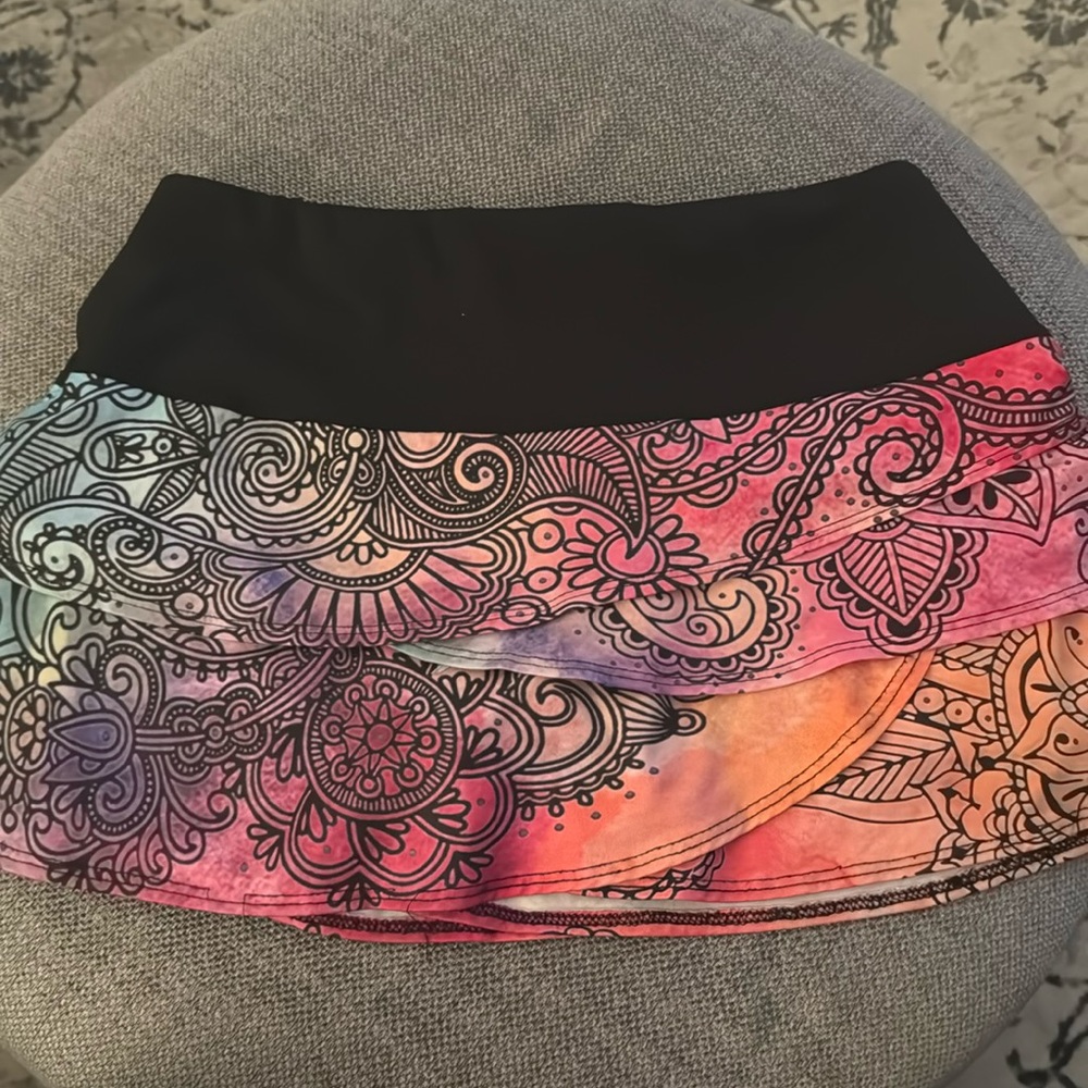 Lucky in love tennis Henna skirt. Size medium